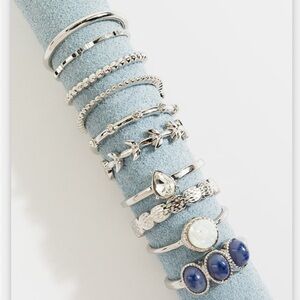 Francesca's Collections Ring Stacking Set NWT Size 8